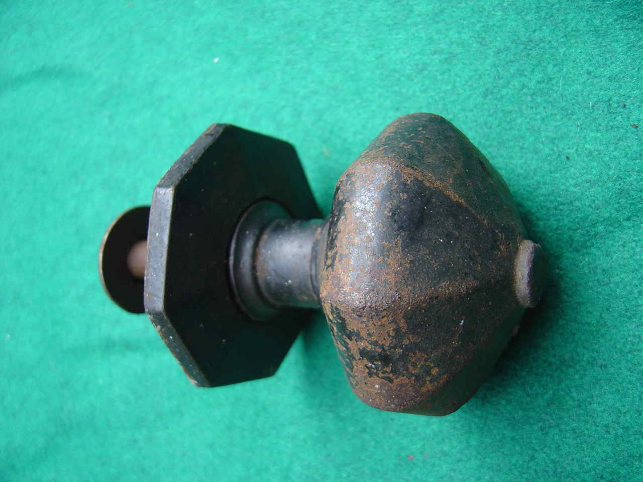 castknob